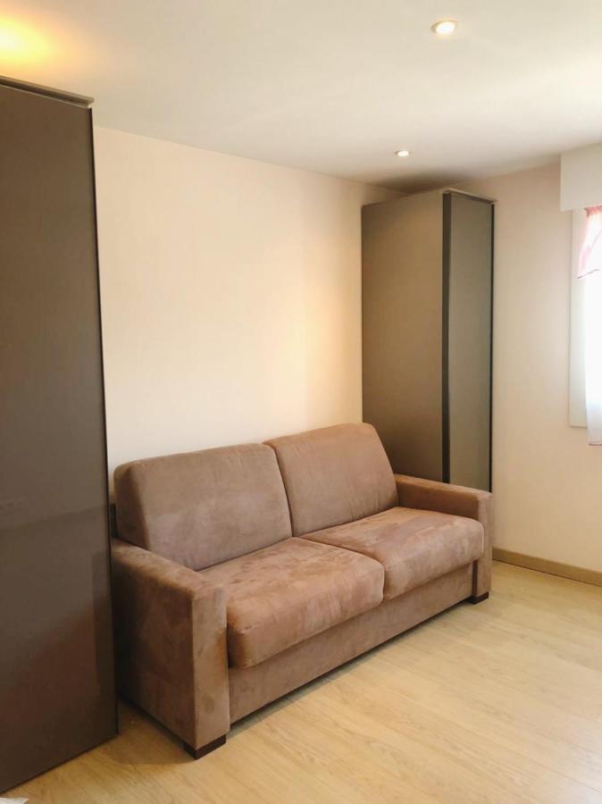 Luxurious Appartment Near The Airport Nice Bagian luar foto